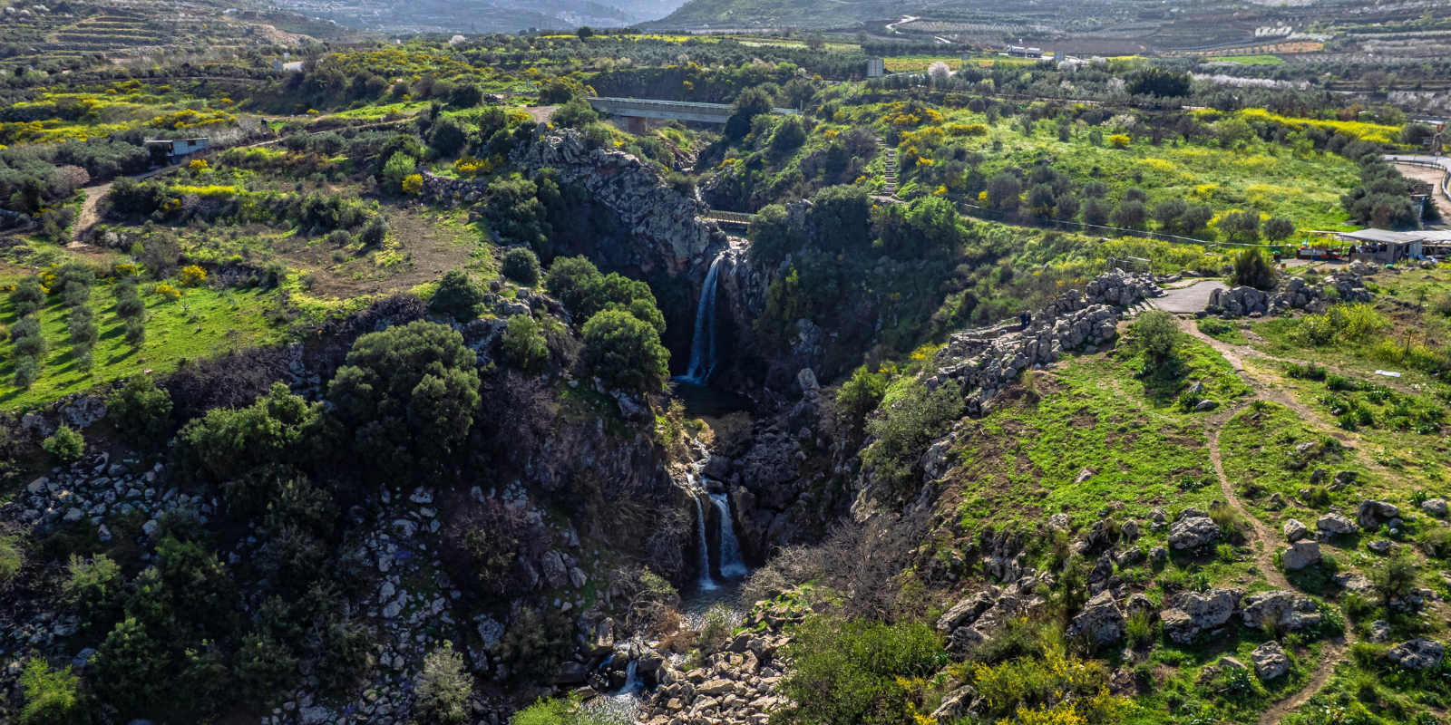Sa'ar Waterfall in the Golan Heights (Shutterstock.com)