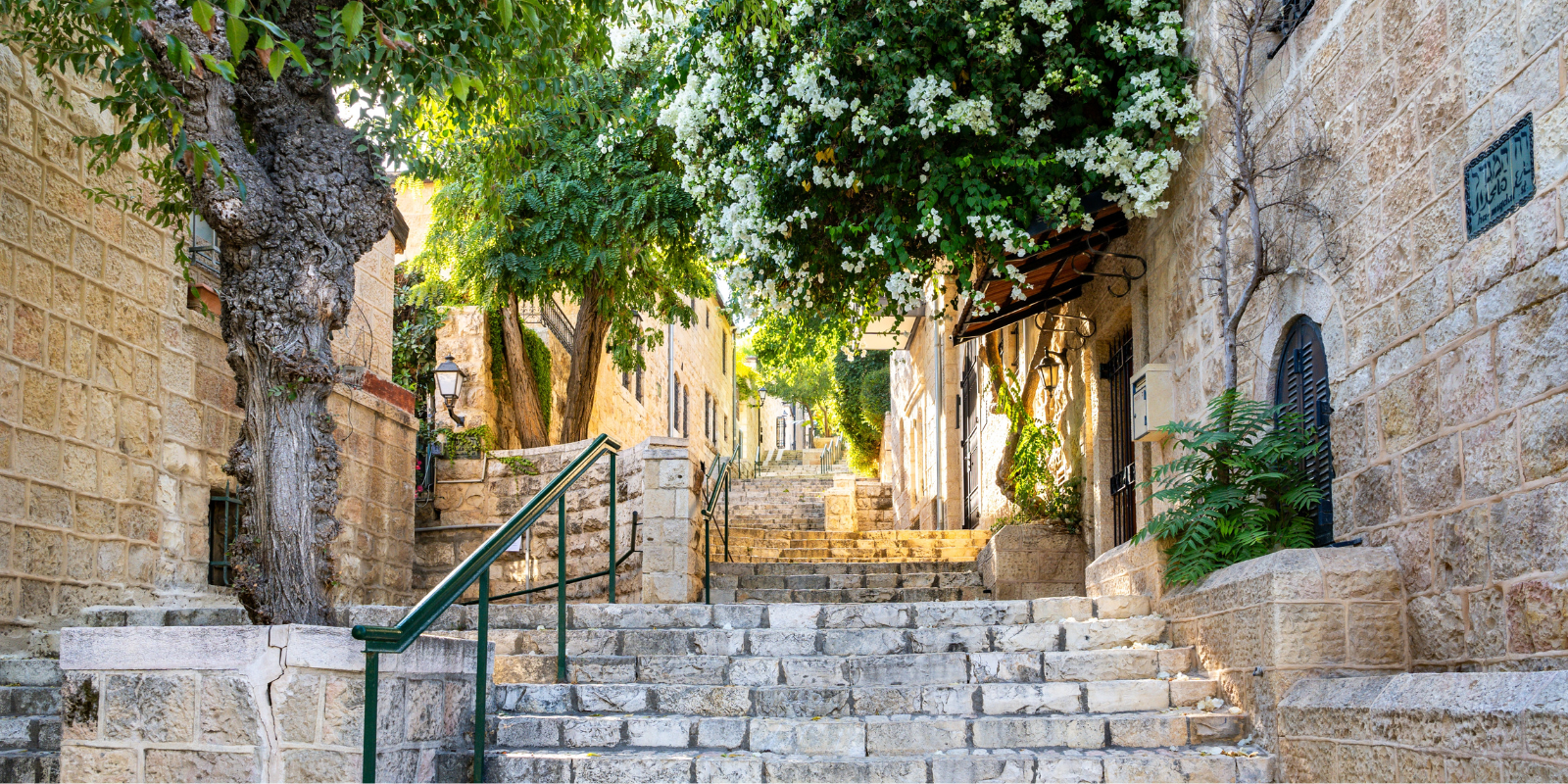 Historic street in the Mishkenot Sha'ananim neighborhood in Jerusalem (Shutterstock)