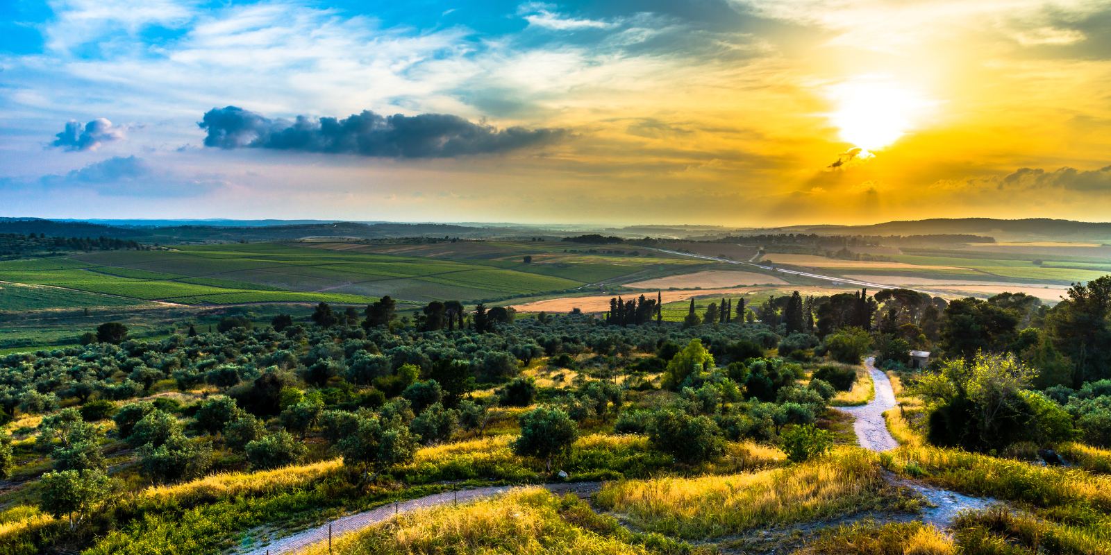 Beautiful sunset sky over the biblical Ayalon Valley in central Israel (Shutterstock)