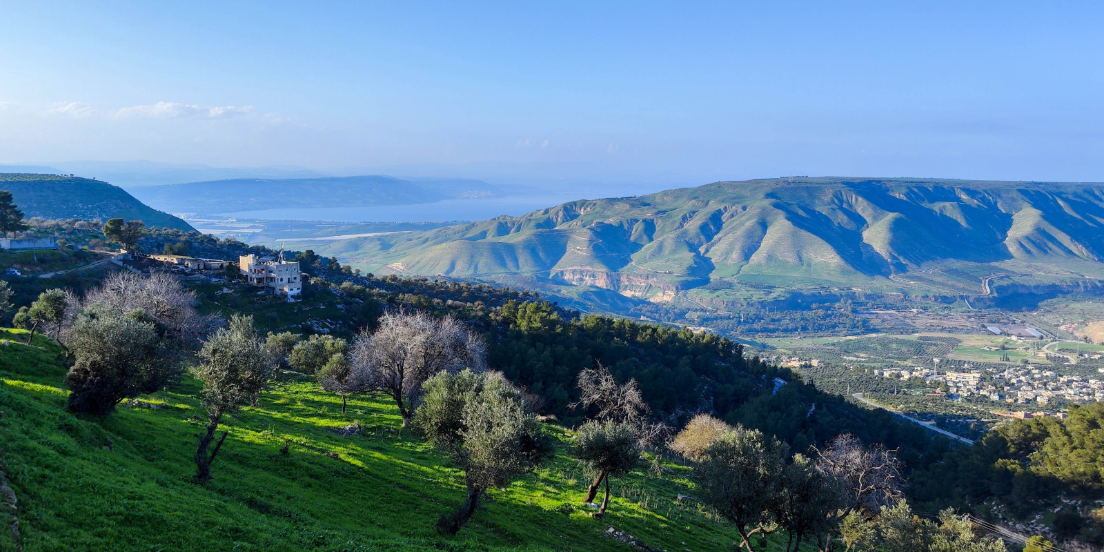 View of the sea of Galilee and the Golan Heights (Shutterstock)