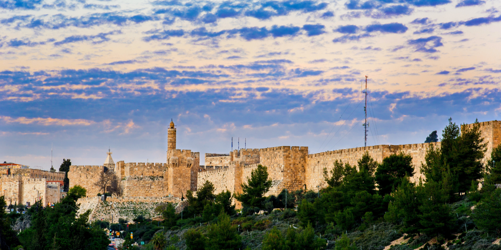 Las murallas de la Ciudad Vieja de Jerusalén (John Theodor, Shutterstock.com)